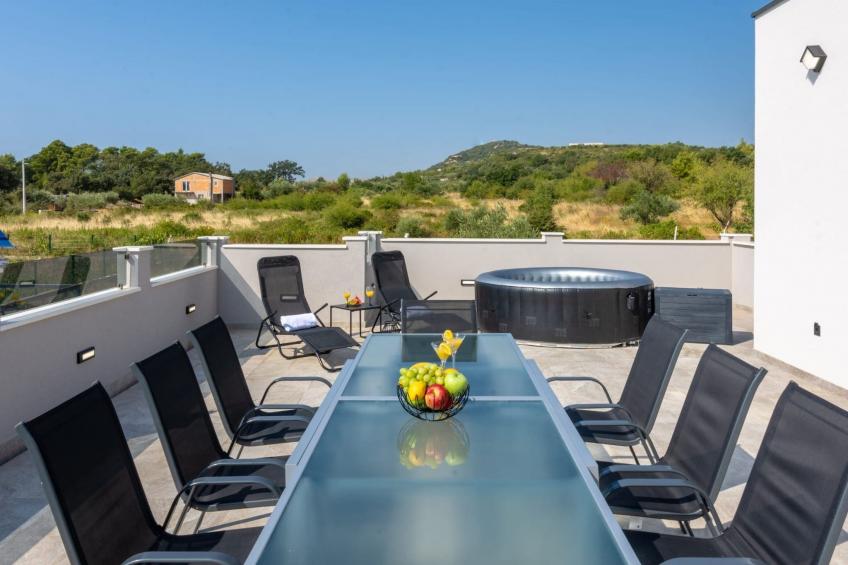 Villa Infinity - Six Bedroom Villa with Swimming Pool and Hot Tube - foto 35