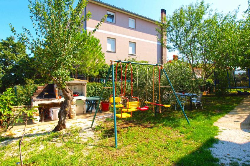 Ferienwohnung mit Garten zur gemeinsamen Nutzung und Kinderspielplatz - BF-GZXPG - foto 5