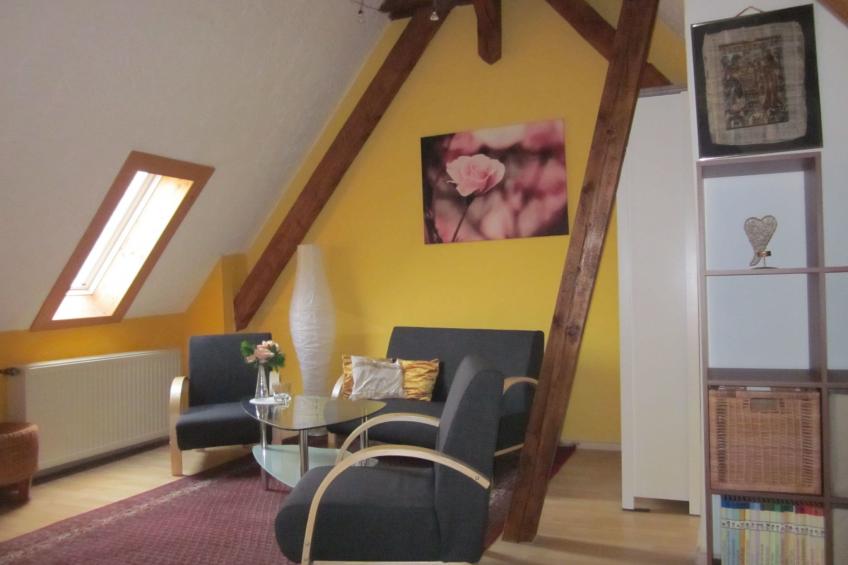 Dachgeschosswohnung mit Gartennutzung - foto 14