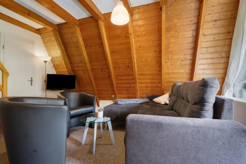 Tolles Ferienhaus mit Garten, Grill und Parkplatz - foto 16