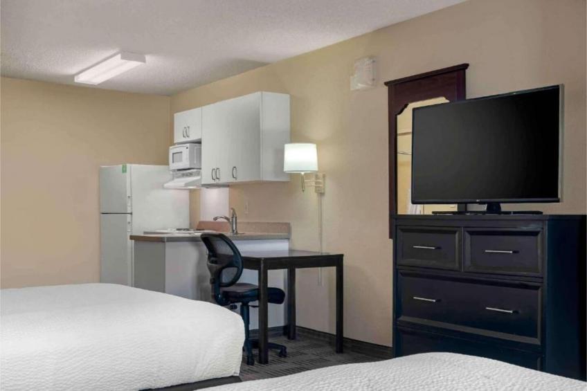 2 Full Beds | Non-Smoking, Kitchen - foto 14