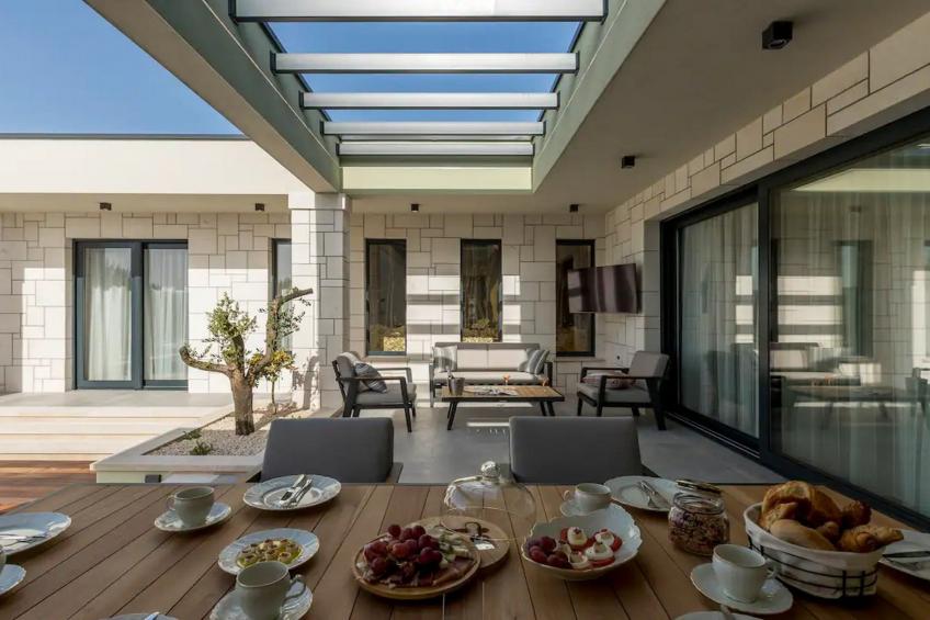 Sophisticated Oasis Residence Villa with Pool - Three Bedroom Villa with Pool - foto 27