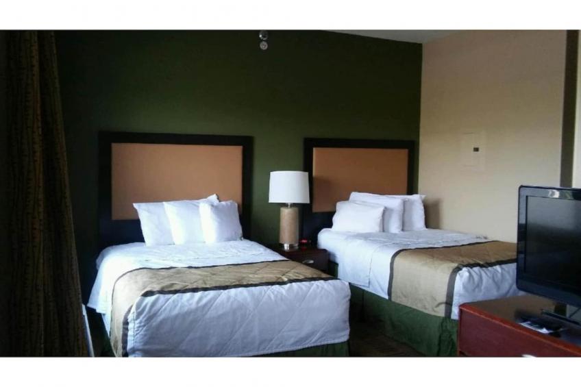 2 Full Beds | Suite, Non-Smoking, Kitchen - foto 19