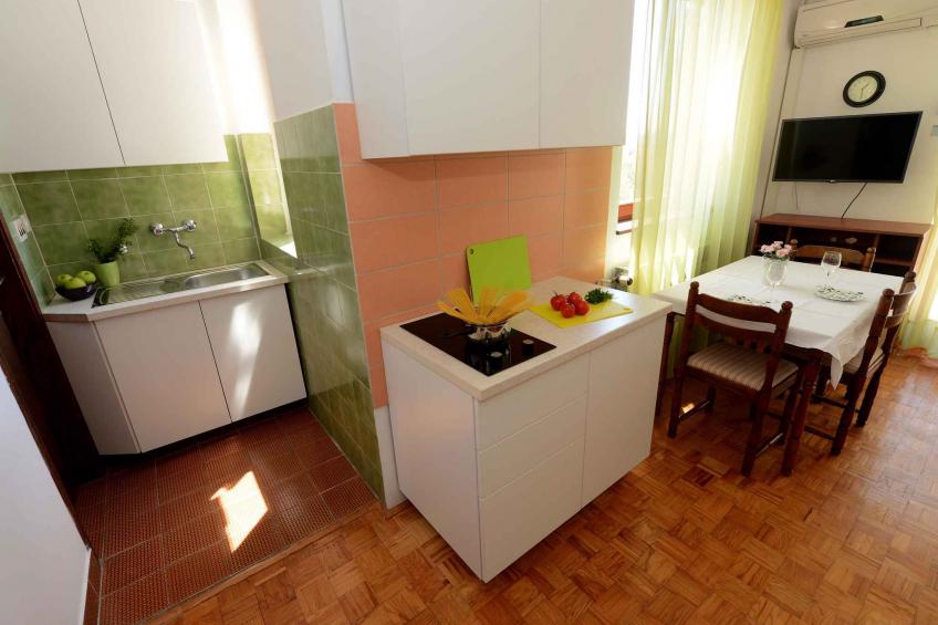 Holiday apartment with garden and barbecue - BF-JZK9 - foto 7