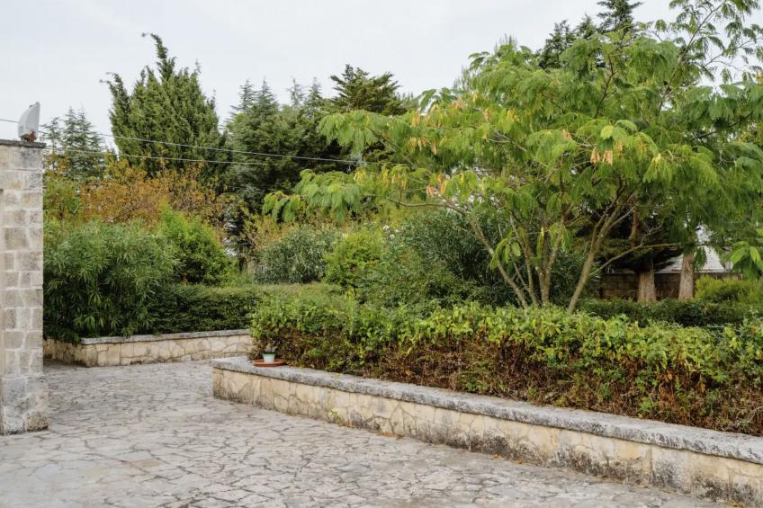 Anwesen mit privatem Garten und Grill - foto 20