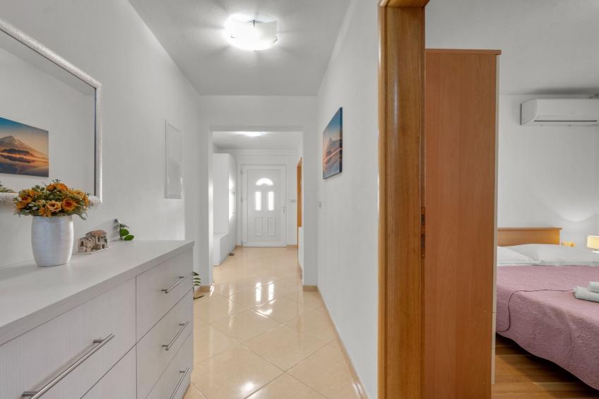 Holiday Home Marija - Three Bedroom Holiday Home with Private Pool and Terrace - foto 45