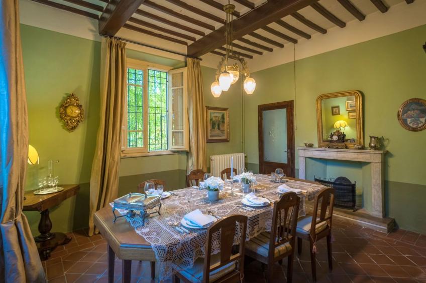 Villa mit Garten und privatem Pool - foto 32