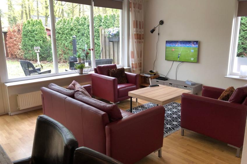 Geräumiges Ferienhaus mitten im Wald - foto 2