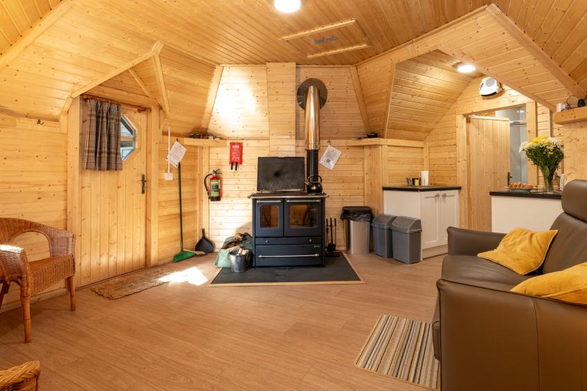 Hazel Bothy - foto 6