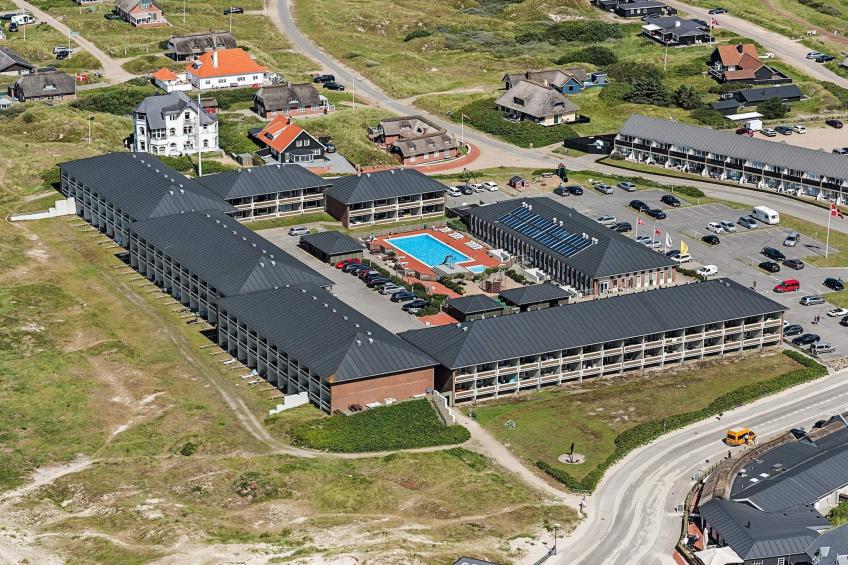 2 room w/seaview