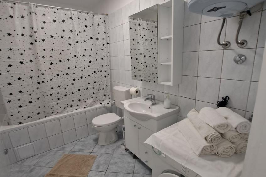 Apartment Marko (ST) - Three Bedroom Apartment with Balcony and Garden View - foto 39