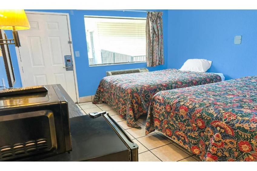 Family room with 2 Double Beds - foto 17