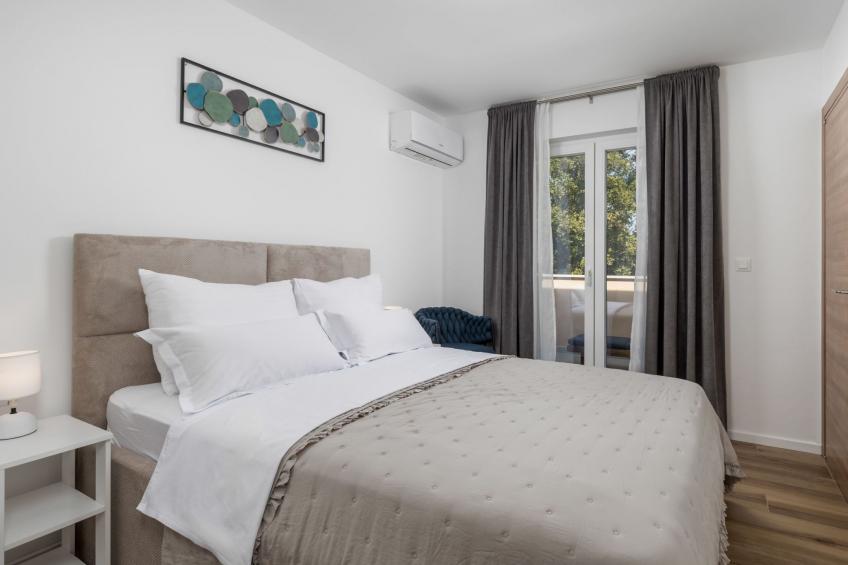 Romantische Villa mit Pool, umgeben von Natur - foto 35