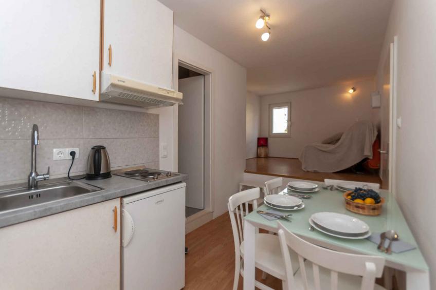 Appartement de vacances avec internet, air conditionné, chauffage, barbecue, ping-pong, amarrage - BF-HT2FX - foto 12