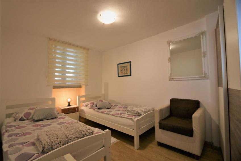 Holiday apartment with terrace in the city center - BF-V7ZH - foto 15