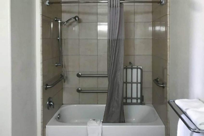 2 Full Beds  Smoking Micfridge - foto 16