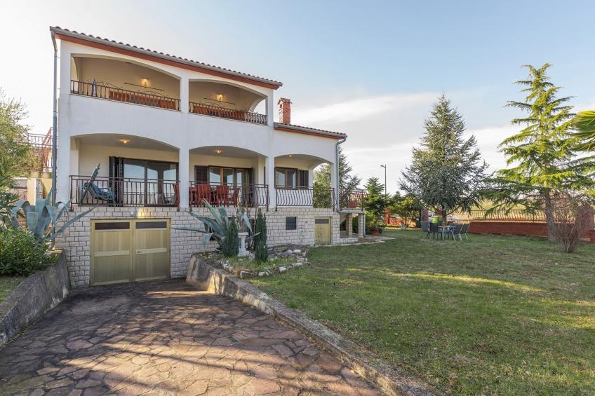 Vakantiewoning met balkon en airconditioning - BF-J9KPF - foto 6