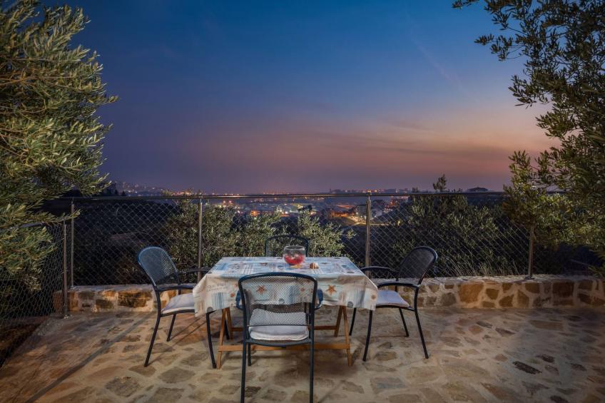 Charmantes Steinhaus mit tollem Panoramablick - foto 36