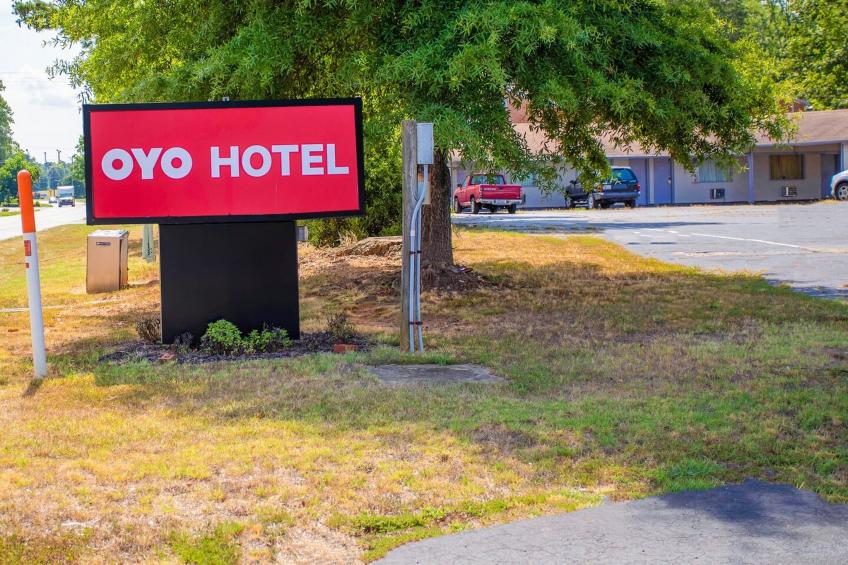 Queen Bed Smoking - foto 4