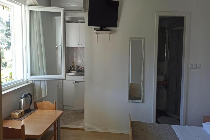 Apartments & Rooms Jokovic-Standard Studio Apartment with Terrace and Partial Sea View - foto 12