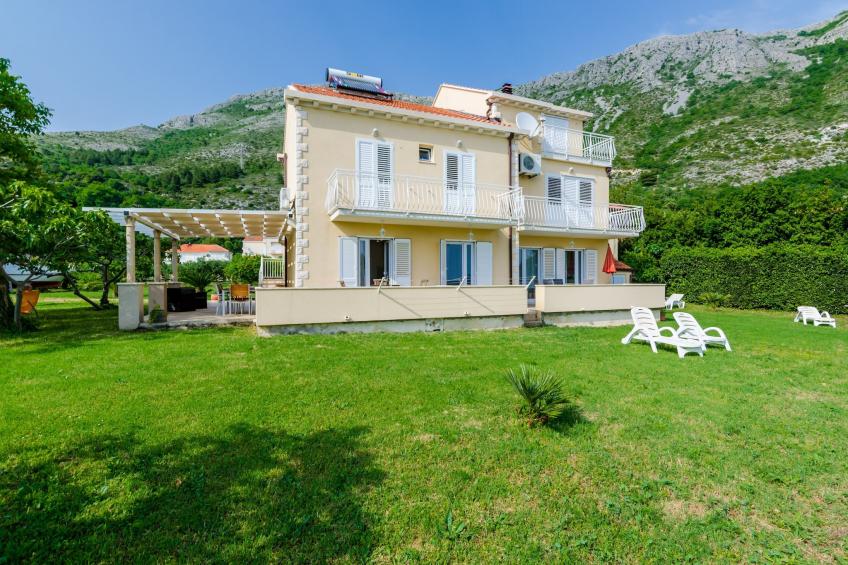 Color Apartments - Comfort One Bedroom Apartment with Terrace and Partial Sea View (Yellow) - foto 17