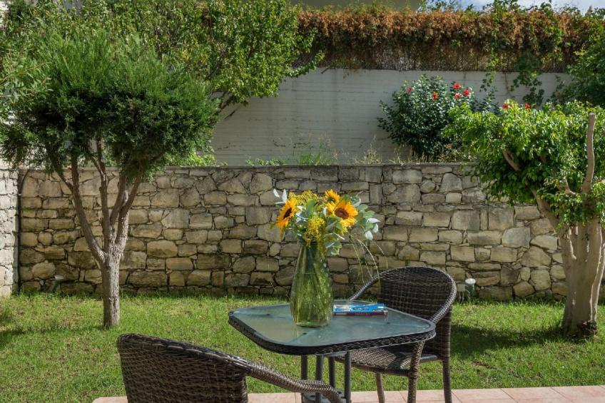 Wunderschöne Villa mit Seeblick und Pool in der Nähe von Restaurants - foto 16