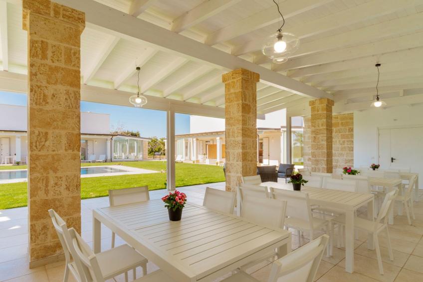 Haus in Casarano mit Außenhof - foto 17