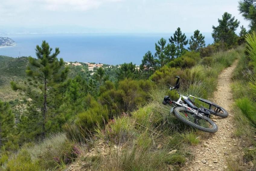 in Varazze mit Garten und Parkplatz - foto 28