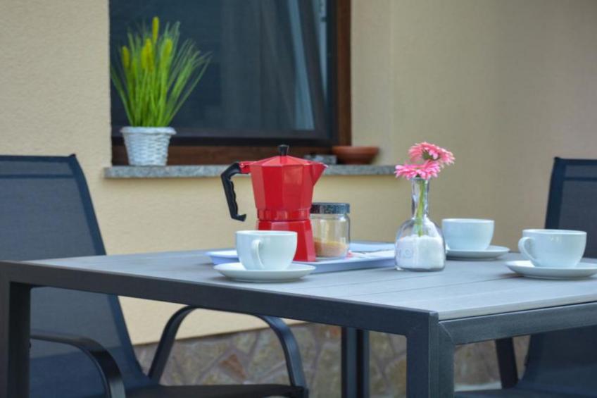 Zevnik Quiet Retreat with Stunning Views and Equestrian Activities - One Bedroom Apartment - foto 25