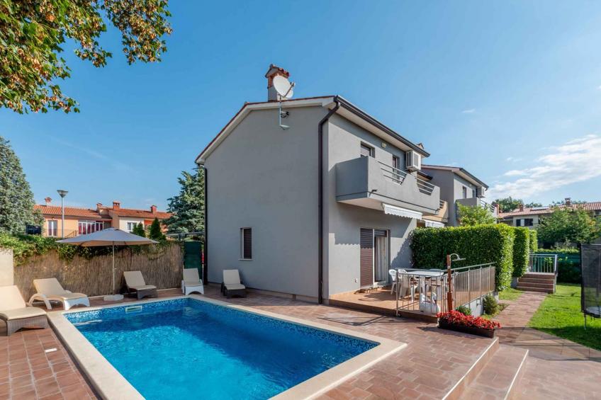 Vakantiehuis met airconditioning en zwembad - BF-69TRB