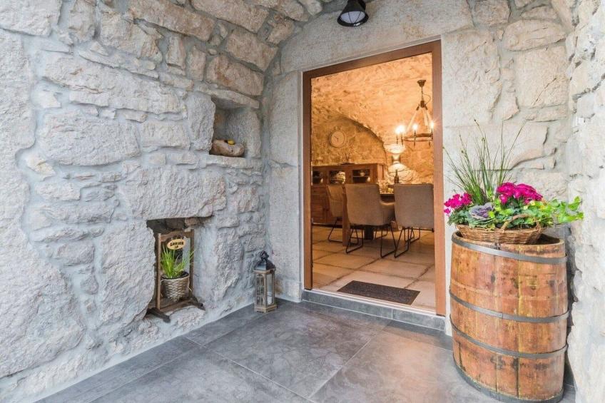 Luxuriöse Steinvilla "Mariva Tribalj" mit Pool - foto 12