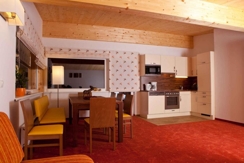 Vakantiewoning met zwembad en tuin - VW-DZWNN - foto 13