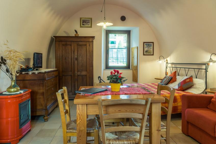 Studio-Apartment mit Balkon mit Seeblick und Zugang zum Garten