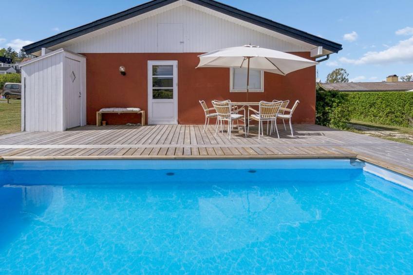 "Maksimilian" - 300m from the sea