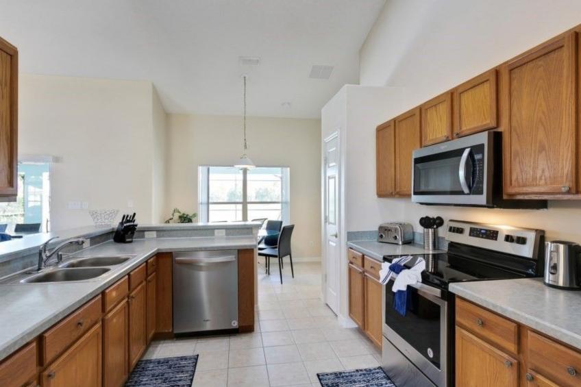 Entspannende Familienvilla mit privatem Pool und Spa. Große Lanai mit reichlich - foto 8