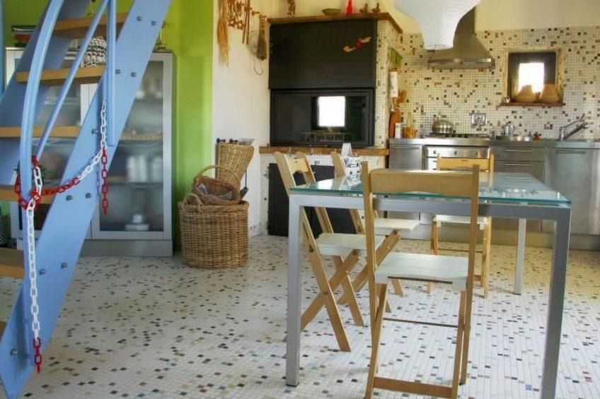 Studio mit Balkonblick ins bergige Grüne - foto 9