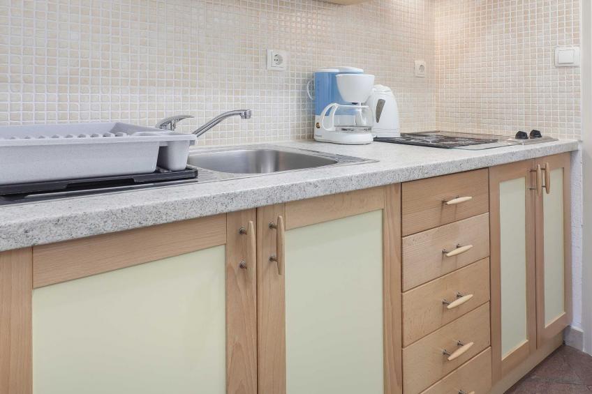 Peaceful Nature Retreat Near Krk Town with BBQ and Parking - Comfort Two Bedroom Apartment - foto 4