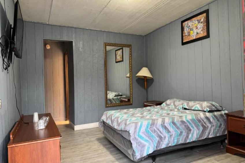 Suite - Queen Bed Non-Smoking - foto 11