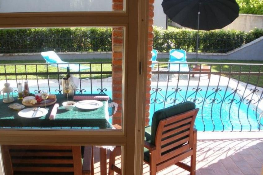 Großzügiges Ferienhaus mit Pool und Sonnenterrasse - foto 4