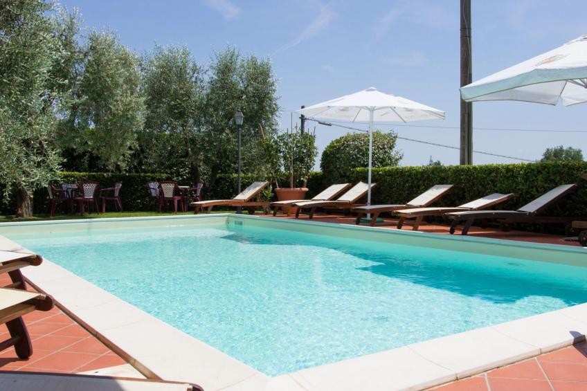 Wohnung mit Terrasse und Pool - foto 10