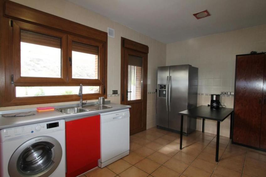 in Seseña mit großem Garten - foto 18