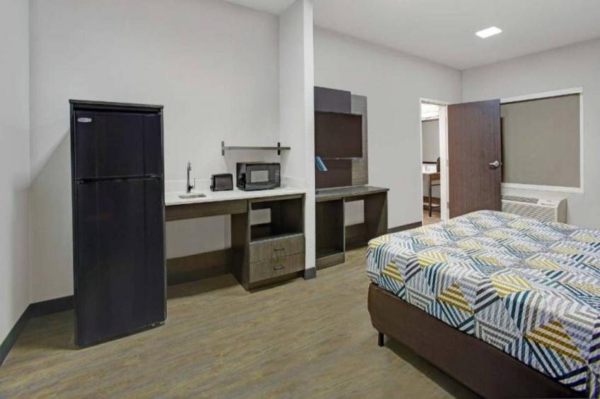 1 King Bed  Nsmk Kitchen Shower - foto 14