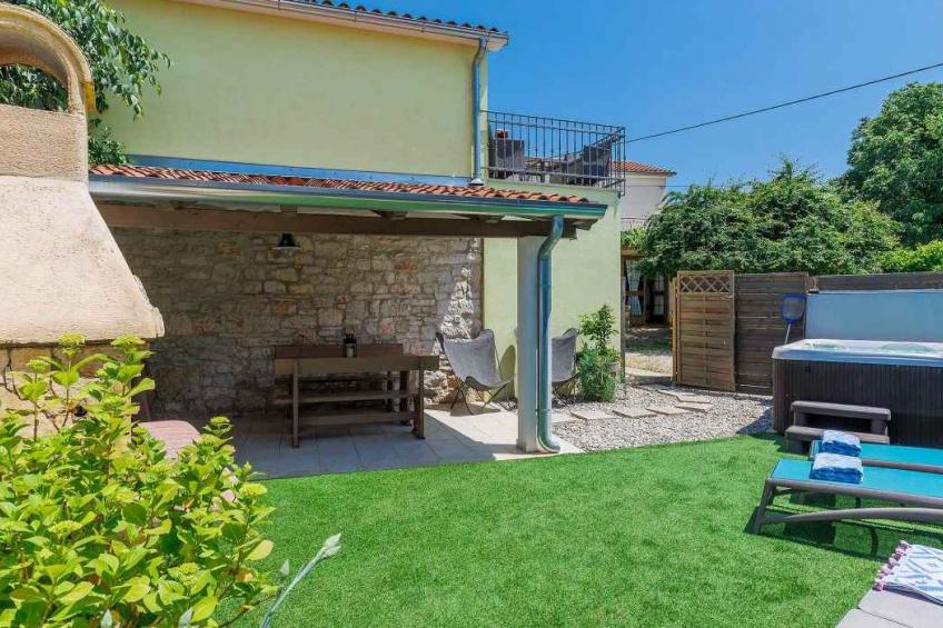 Holiday home mit private Whirlpool - BF-Z2Y45 - foto 3