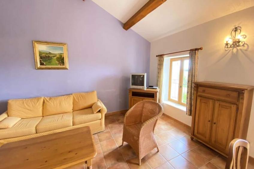 04b9 : Beau T3 Au Coeur Des Lavandes - Piscine - foto 8