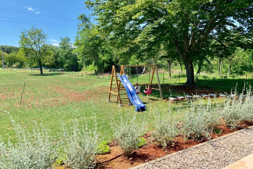 Charmante Villa mit gepflegtem Garten und beheiztem Pool - foto 33