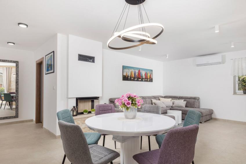 Romantische Villa mit Pool, umgeben von Natur - foto 45