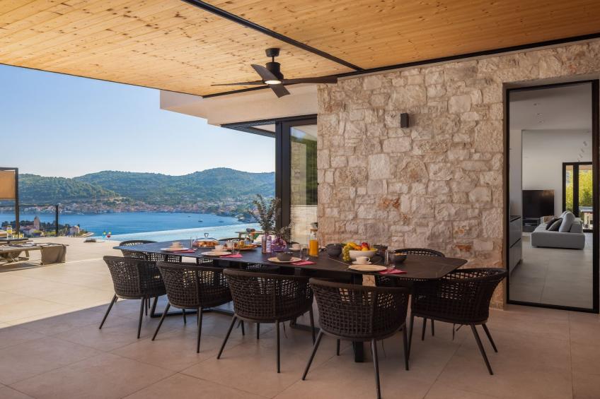 Breathtaking Villa  Vis Five Bedroom Villa with the Pool - foto 20