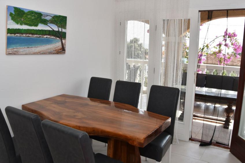 Appartement Maksan im 2. Stock mit einer Terrasse - foto 18