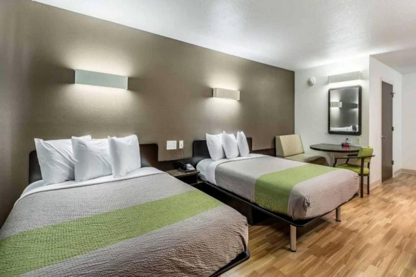 2 Full Beds  Non-Smoking Kitchen - foto 5