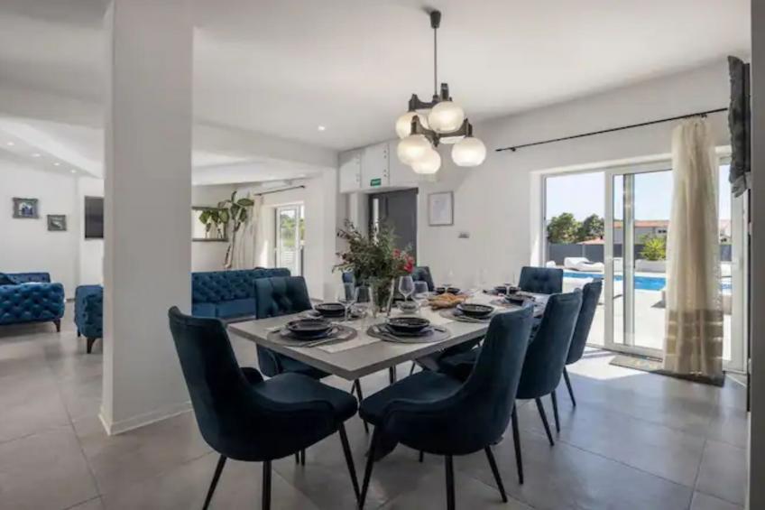 Villa Stipea - Four Bedroom Villa with Swimming Pool - foto 3